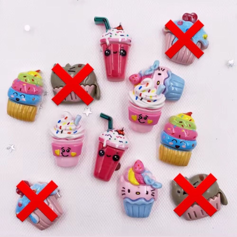 Hello Kitty Cafe Charms☕️